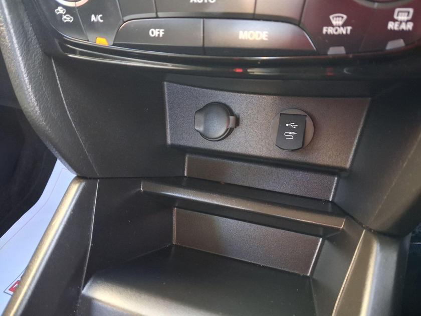 Suzuki Vitara Photo at-20dce6dbaa13435fa7b35c8c5a47f598.jpg