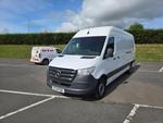 Mercedes-Benz Sprinter Photo 2