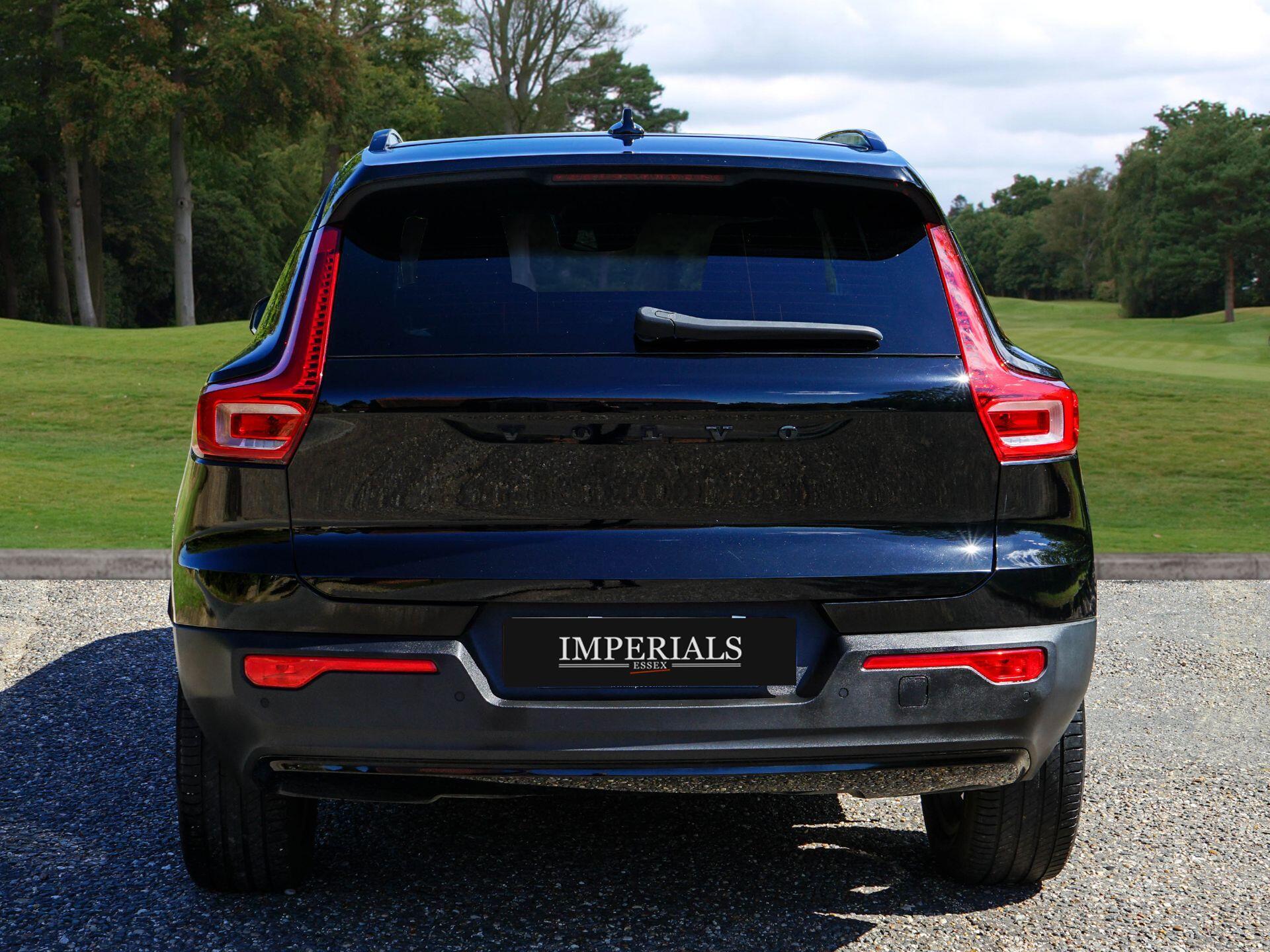 Volvo XC40 1.5 T3 R-Design Euro 6 (s/s) 5dr — photo 10