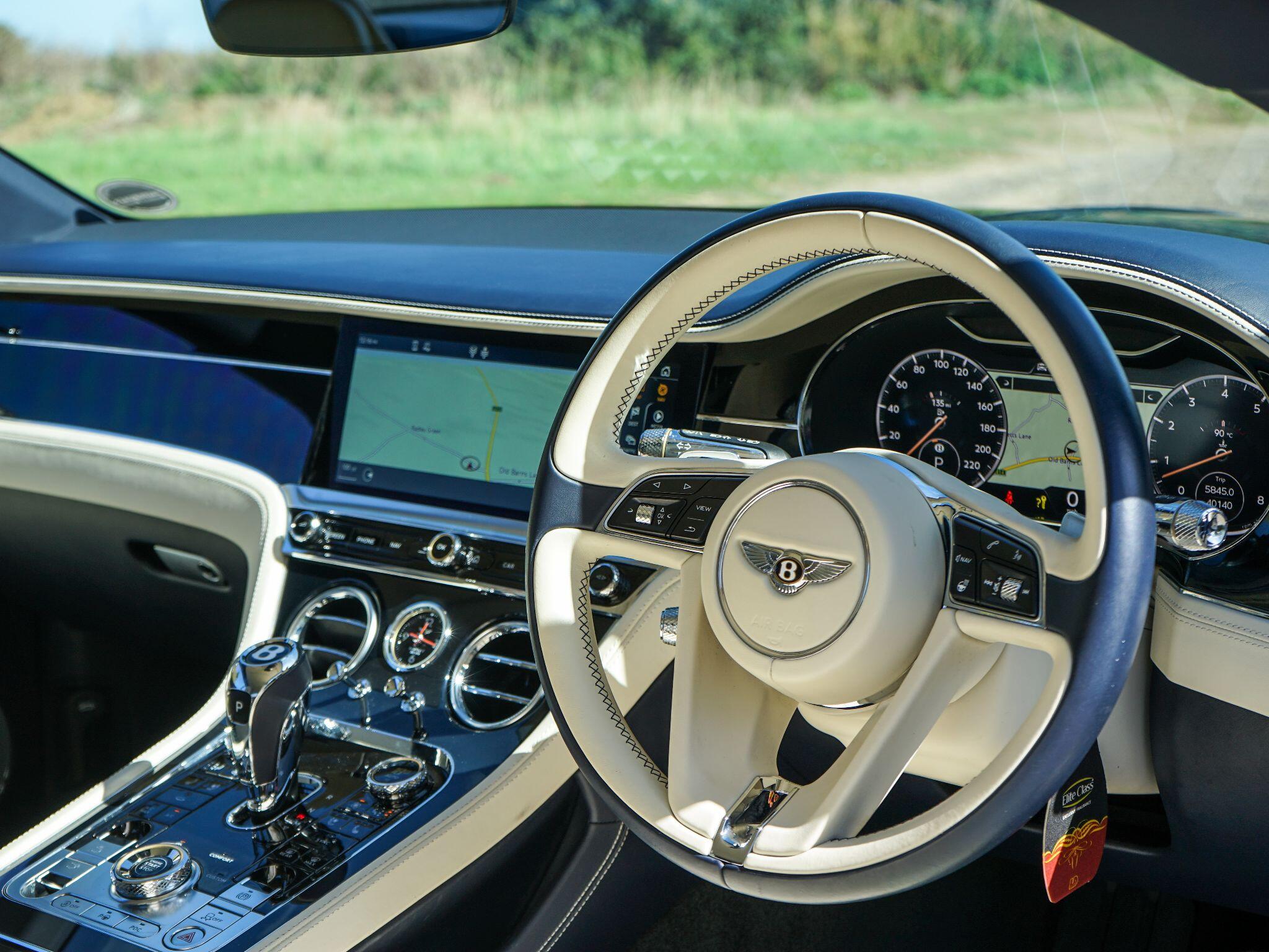 Bentley Continental 4.0 V8 GT Coupe 2dr Petrol Auto 4WD Euro 6 (s/s) (550 ps) — photo 22