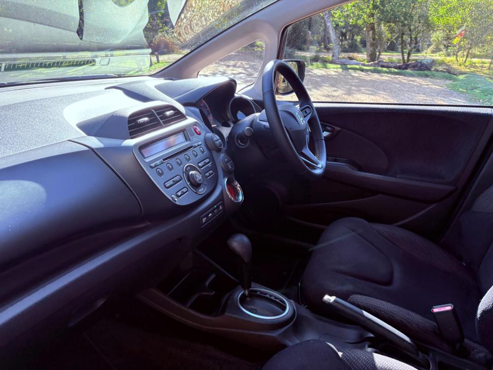 Honda Jazz Photo at-212c0c0b8da24fa8b741a155a3b6a488.jpg