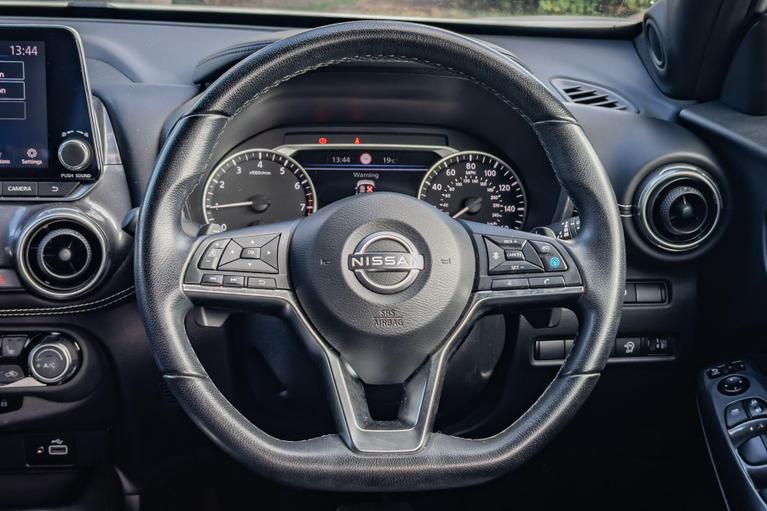 Used Nissan Juke YX72PHO 29
