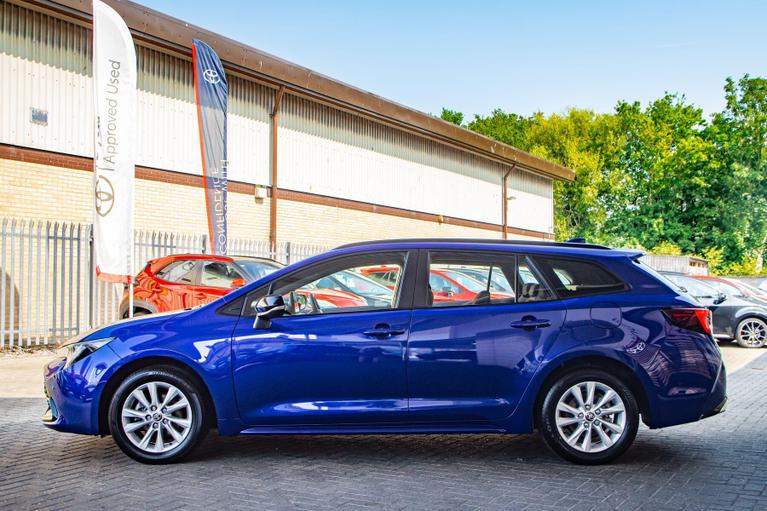Used Toyota Corolla FL75SRU 10