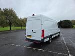 Mercedes-Benz Sprinter Photo 7