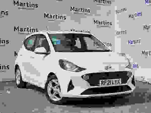 Used 2021 Hyundai i10 1.2 SE Connect Euro 6 (s/s) 5dr White at Martins Group