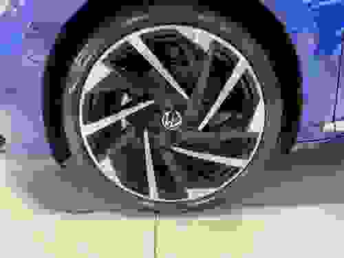Volkswagen Arteon Photo at-21666fb65f3840b68e6969d697221da3.jpg