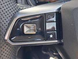 MG MG ZS Photo 12