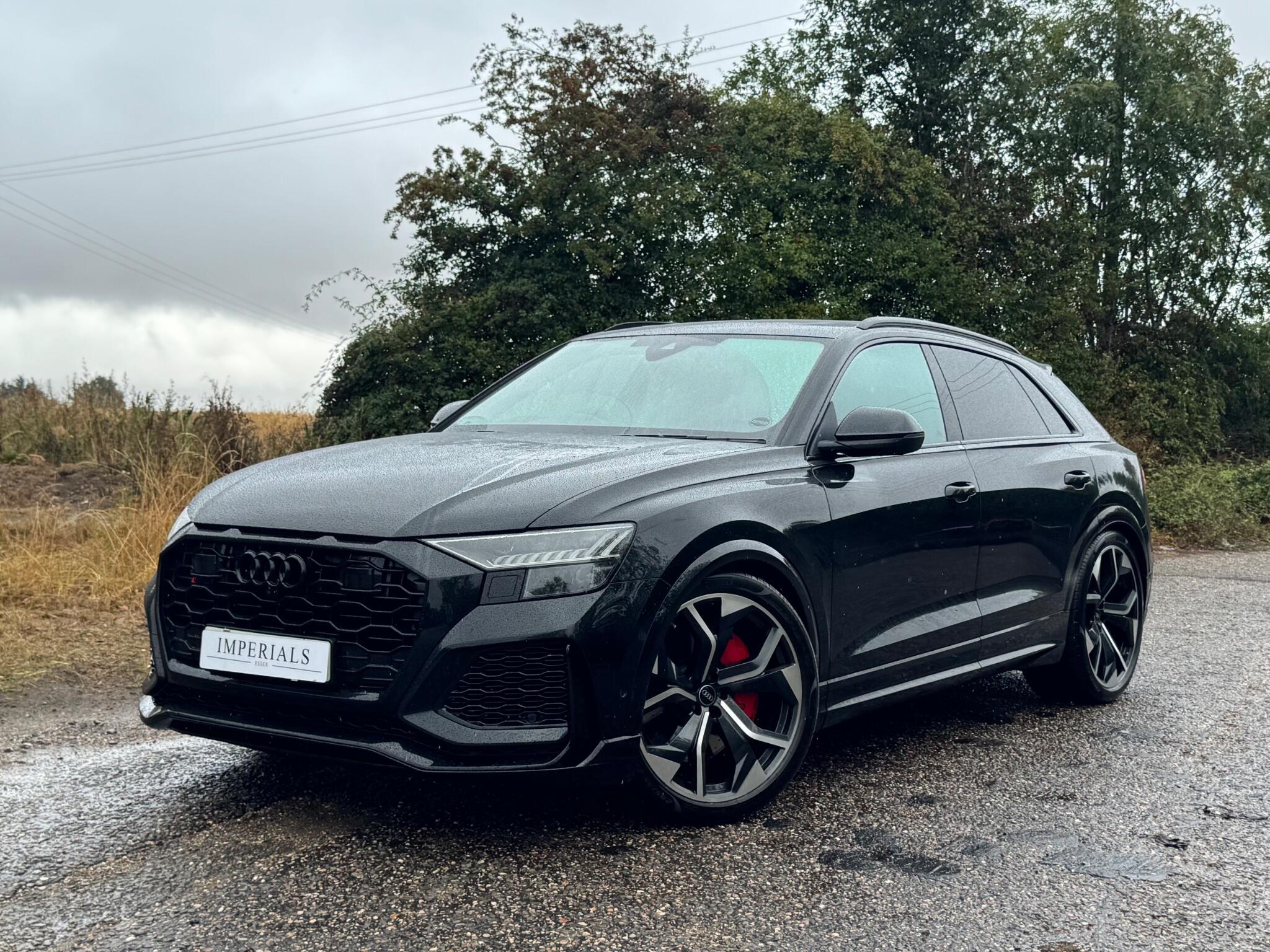 Audi RSQ8