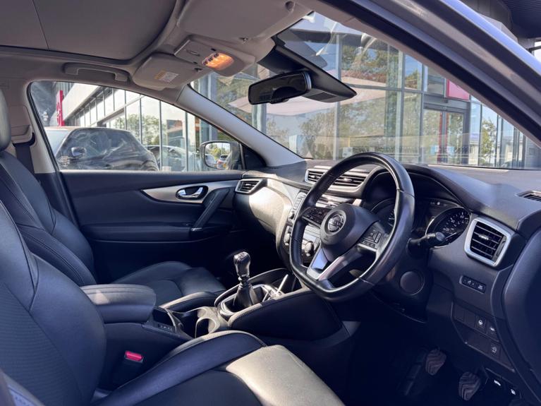 Used Nissan Qashqai KP69WJF 3