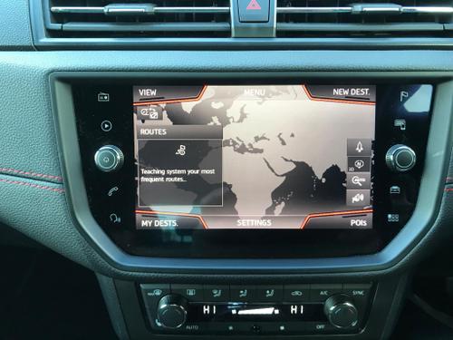 SEAT Arona Photo at-22033cbc401044e89671504977541ad0.jpg