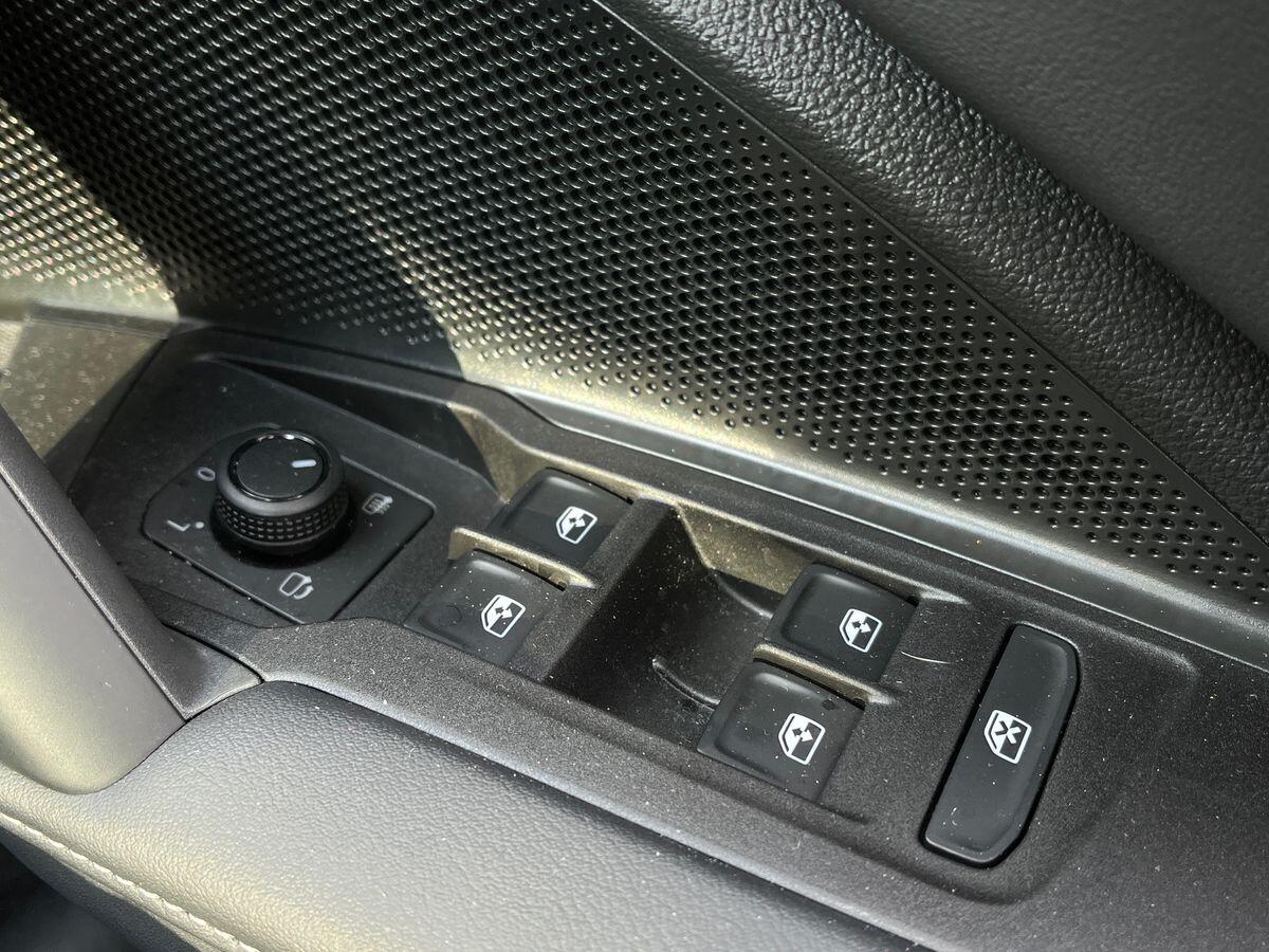 Volkswagen Tiguan Photo at-2228ae7367fe4765b1622879ca446834.jpg