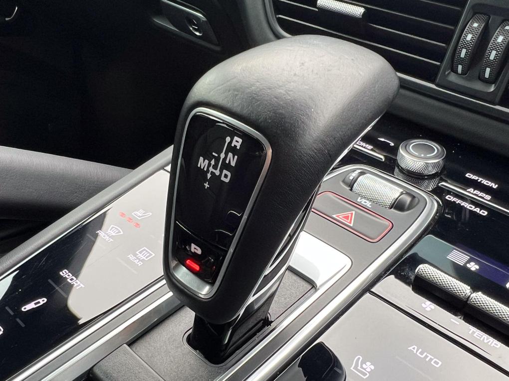 Used Porsche Cayenne VX69TKO 33
