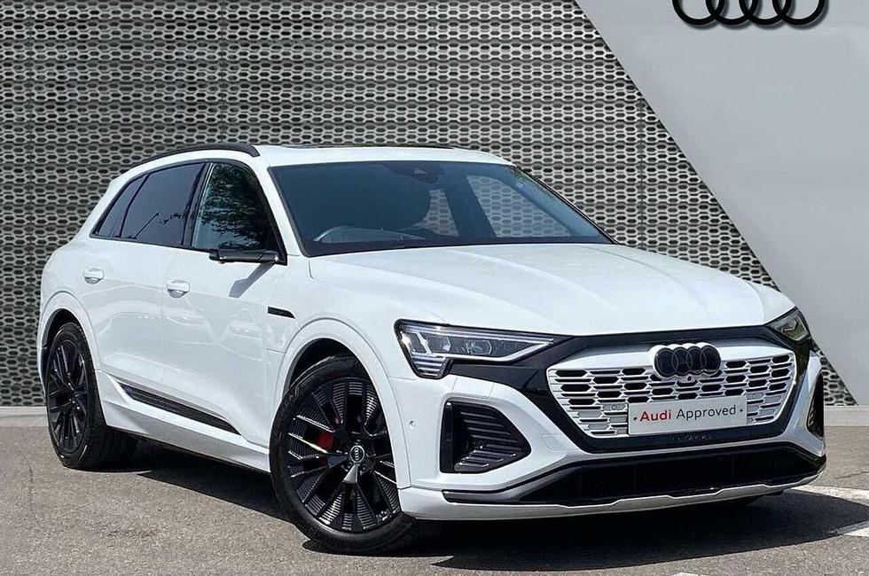 Audi Q8 Photo at-2231bbddc3d140ceae27b6ec19d909af.jpg