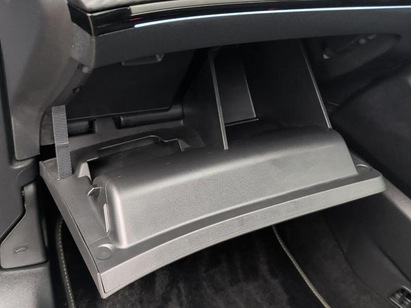 Used Peugeot 2008 KO74ZJV 30