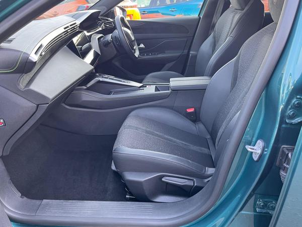 Used Peugeot 308 SW KM25WGV 36