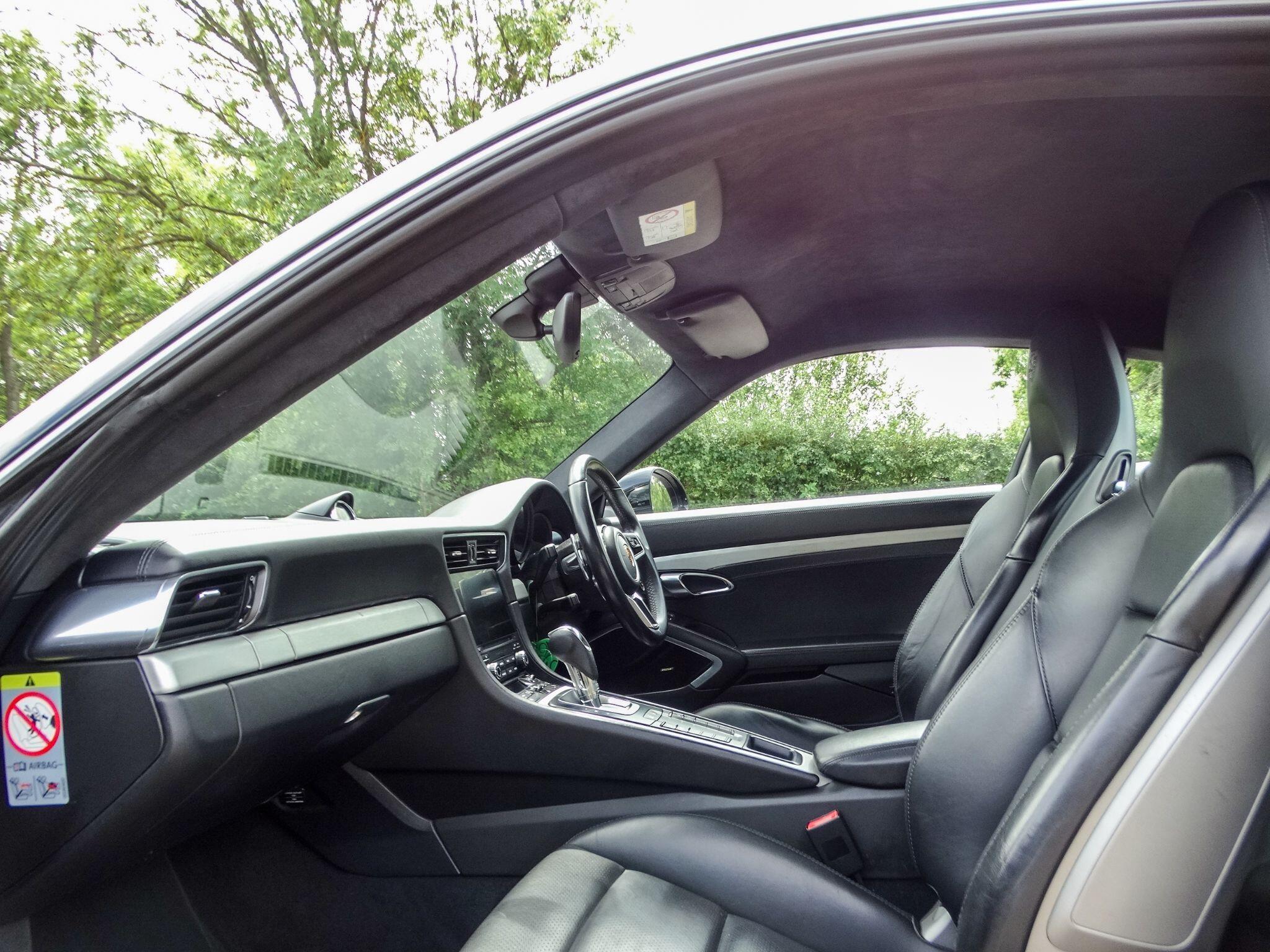 Porsche 911 — photo 3