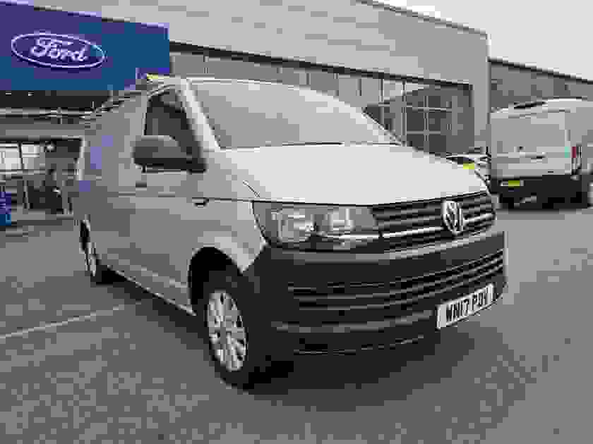 Volkswagen Transporter Photo at-22b3cd8eac88455aa232acd02f2f5a4f.jpg