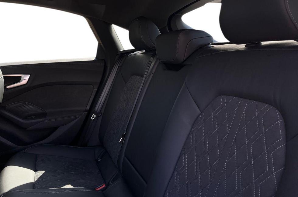 Audi A5 Photo at-22bd1d478db84af08f386ff5de448546.jpg