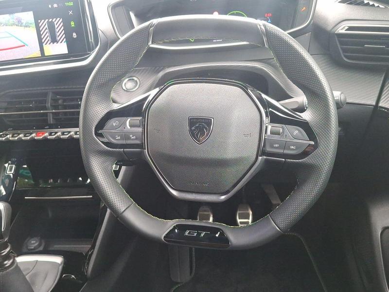 Used Peugeot 208 NV25EKE 32