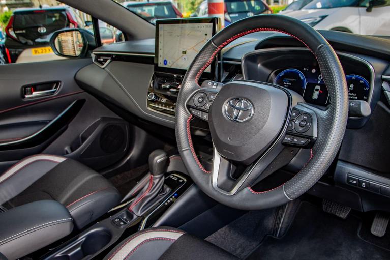 Used Toyota Corolla FD74MXM 22