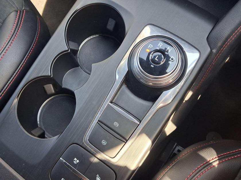 Ford Kuga Photo at-2366a985d72f4c6ea84cc662d7ac77db.jpg