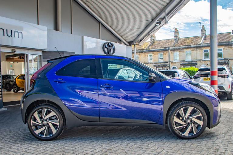 Used Toyota Aygo X WU24XTO 5