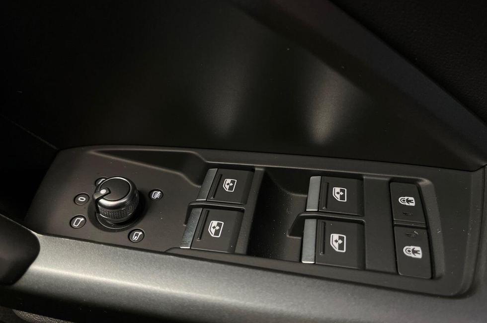 Audi Q3 Photo at-23c5b63e5013403cb3f708ce95d5b511.jpg
