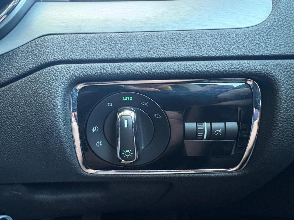 Skoda Superb Photo at-23ee08ca2a9546309fa2040fedc98ec1.jpg