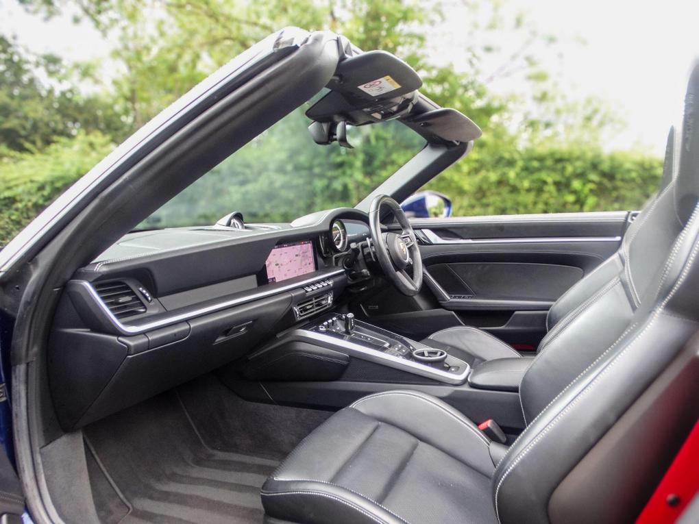 Used Porsche 911 FN69CXS 15