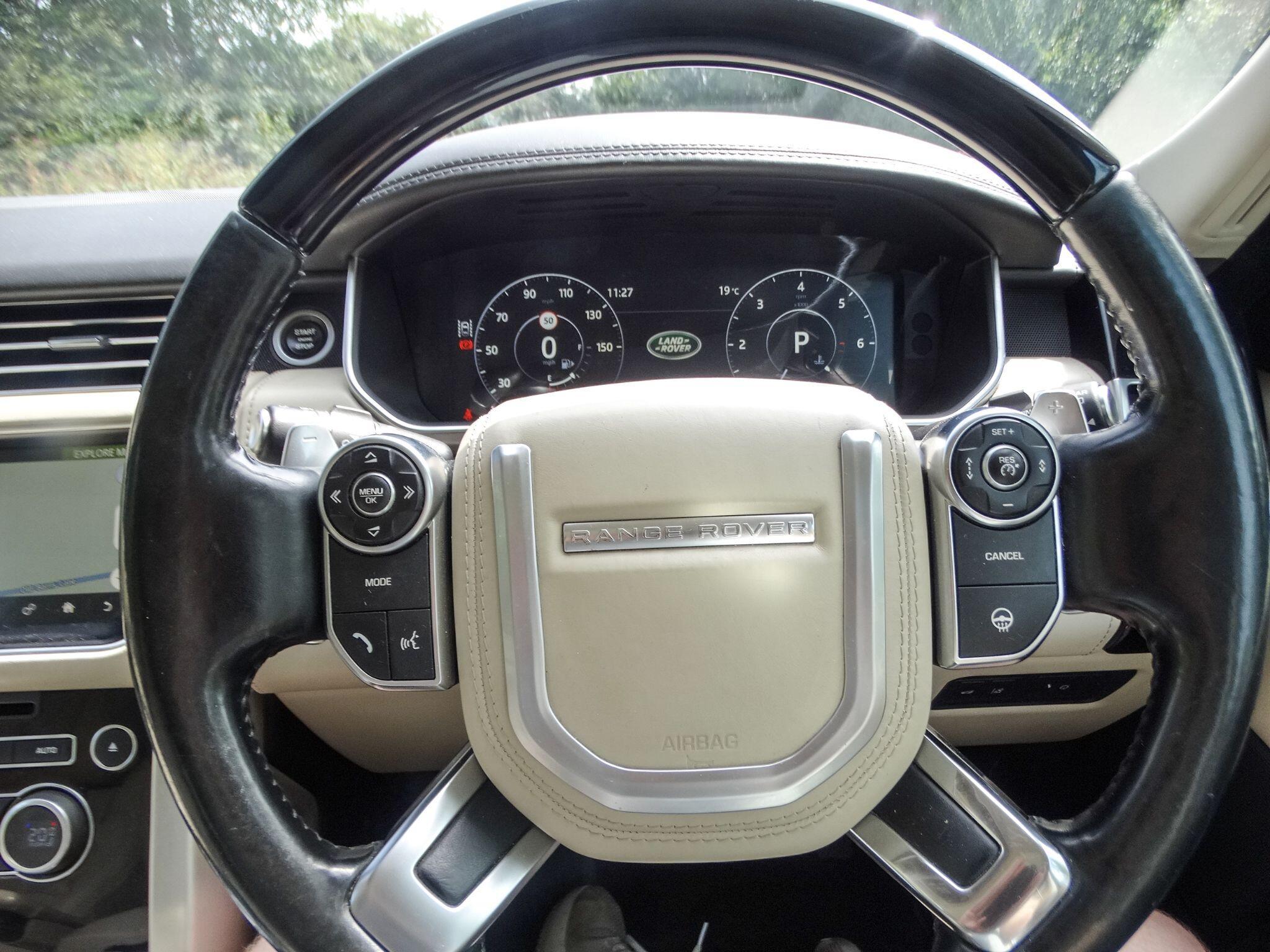Land Rover Range Rover 4.4 SD V8 Autobiography Auto 4WD Euro 6 (s/s) 5dr — photo 7