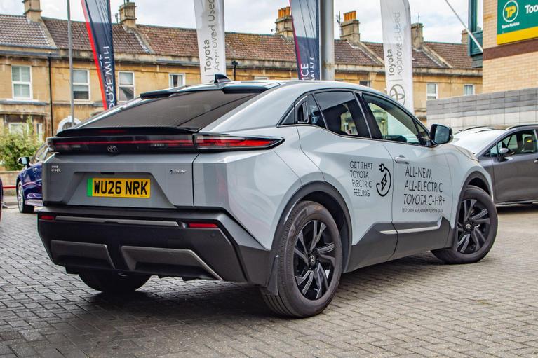 Used Toyota C-HR+ WU26NRK 2