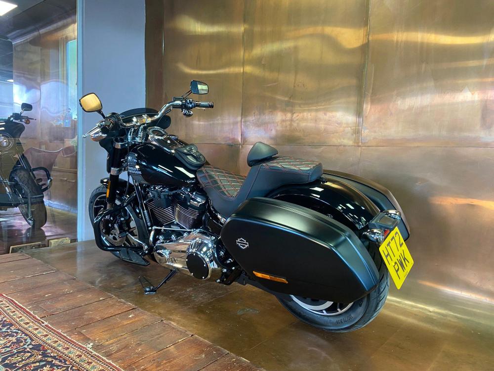 Harley-Davidson Softail Photo at-243026d18e0e44da92b7ee48ceefc6d6.jpg