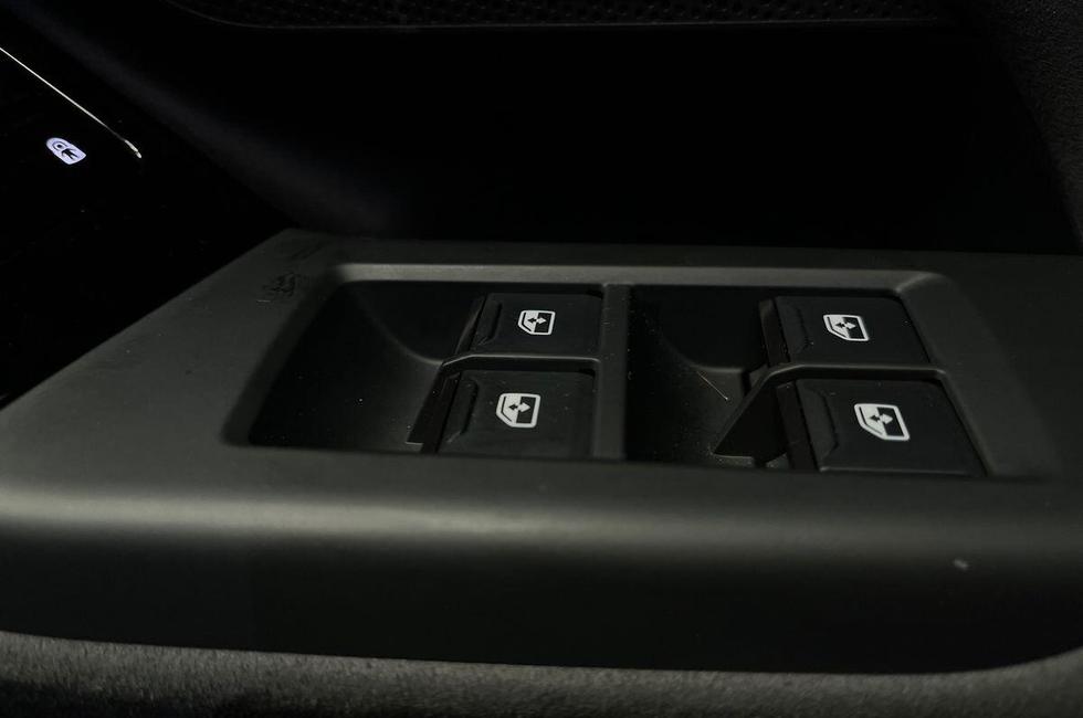 Audi A6 e-tron Avant Photo at-2434cbee4a9141acbd03dd9ca86b4aa4.jpg