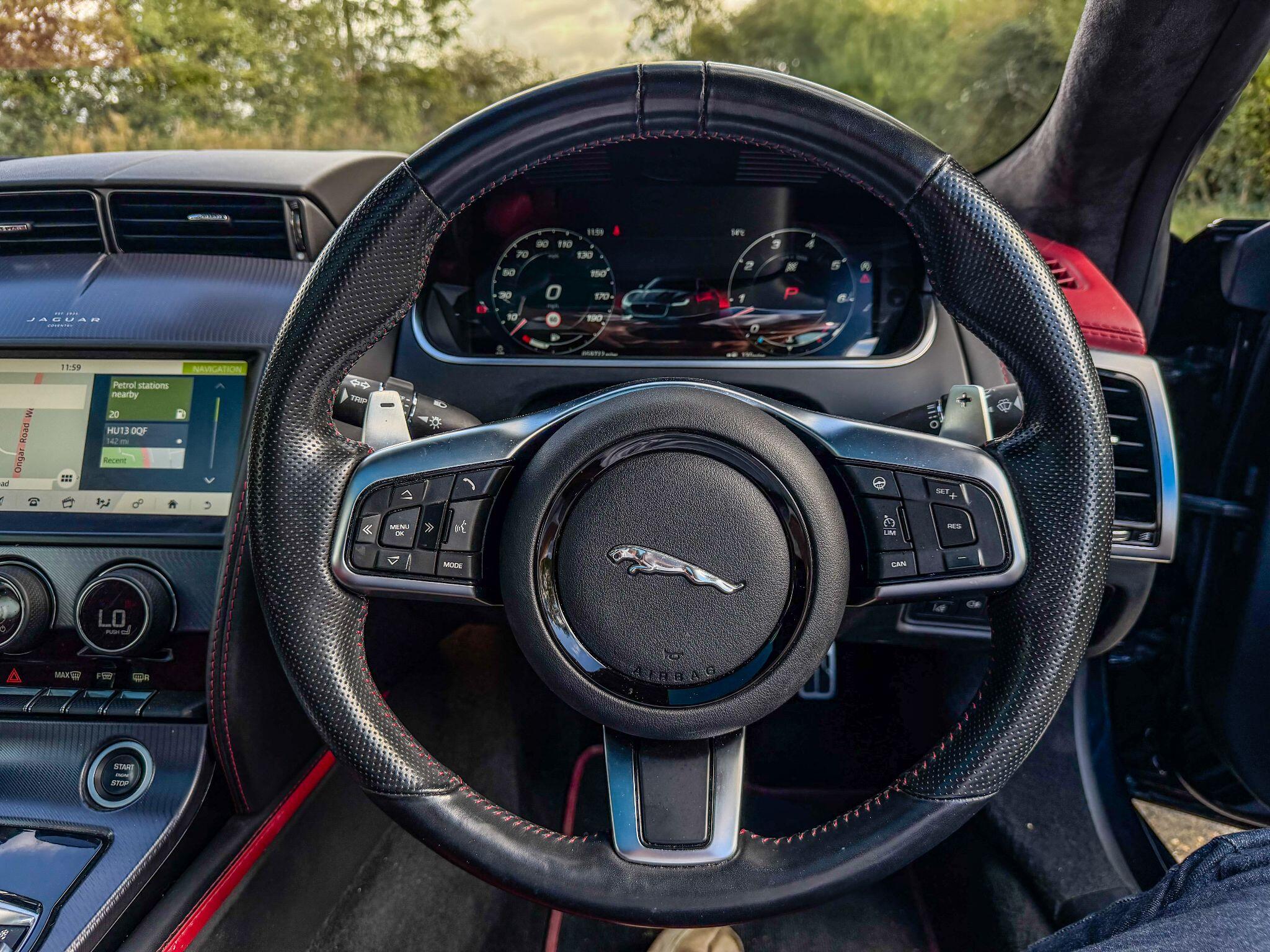 Jaguar F-Type 5.0 V8 R-Dynamic Black Auto AWD Euro 6 (s/s) 2dr — photo 12