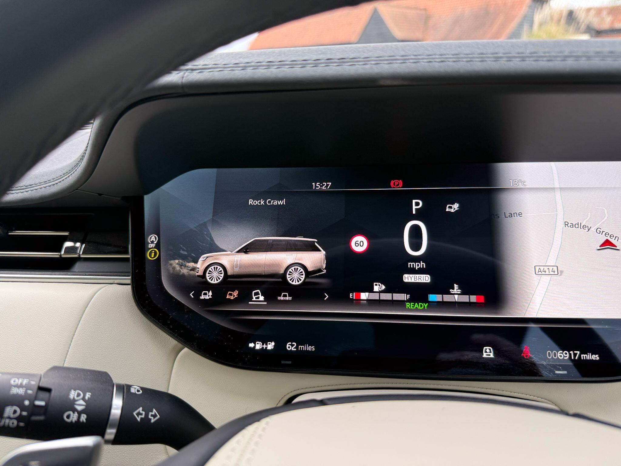 Land Rover Range Rover 3.0 P440e 38.2kWh SE SUV 5dr Petrol Plug-in Hybrid Auto 4WD Euro 6 (s/s) (440 ps) — photo 24
