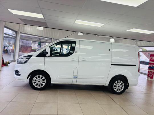 Ford Transit Custom Photo at-245598f6c0104219afc5328bdd58d8a5.jpg