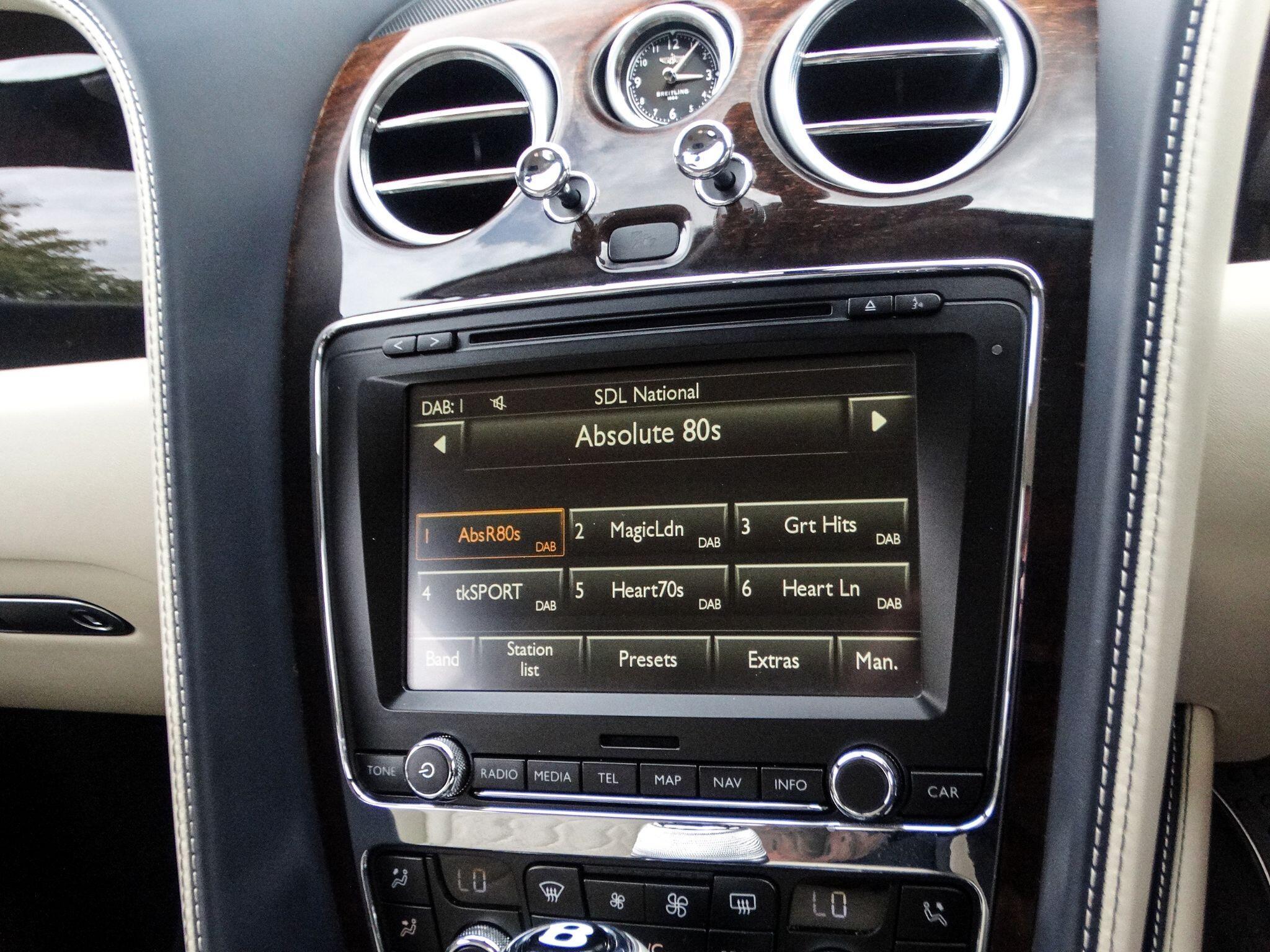 Bentley Continental 4.0 V8 GT S Coupe 2dr Petrol Auto 4WD Euro 6 (528 ps) — photo 22