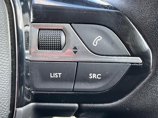 Used Peugeot E-2008 NV21OUX 51