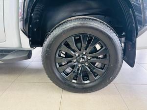 Mitsubishi L200 Photo 14