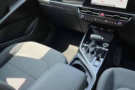 Kia Niro Photo at-24a1932227234f909415ea2c0aeaf804.jpg