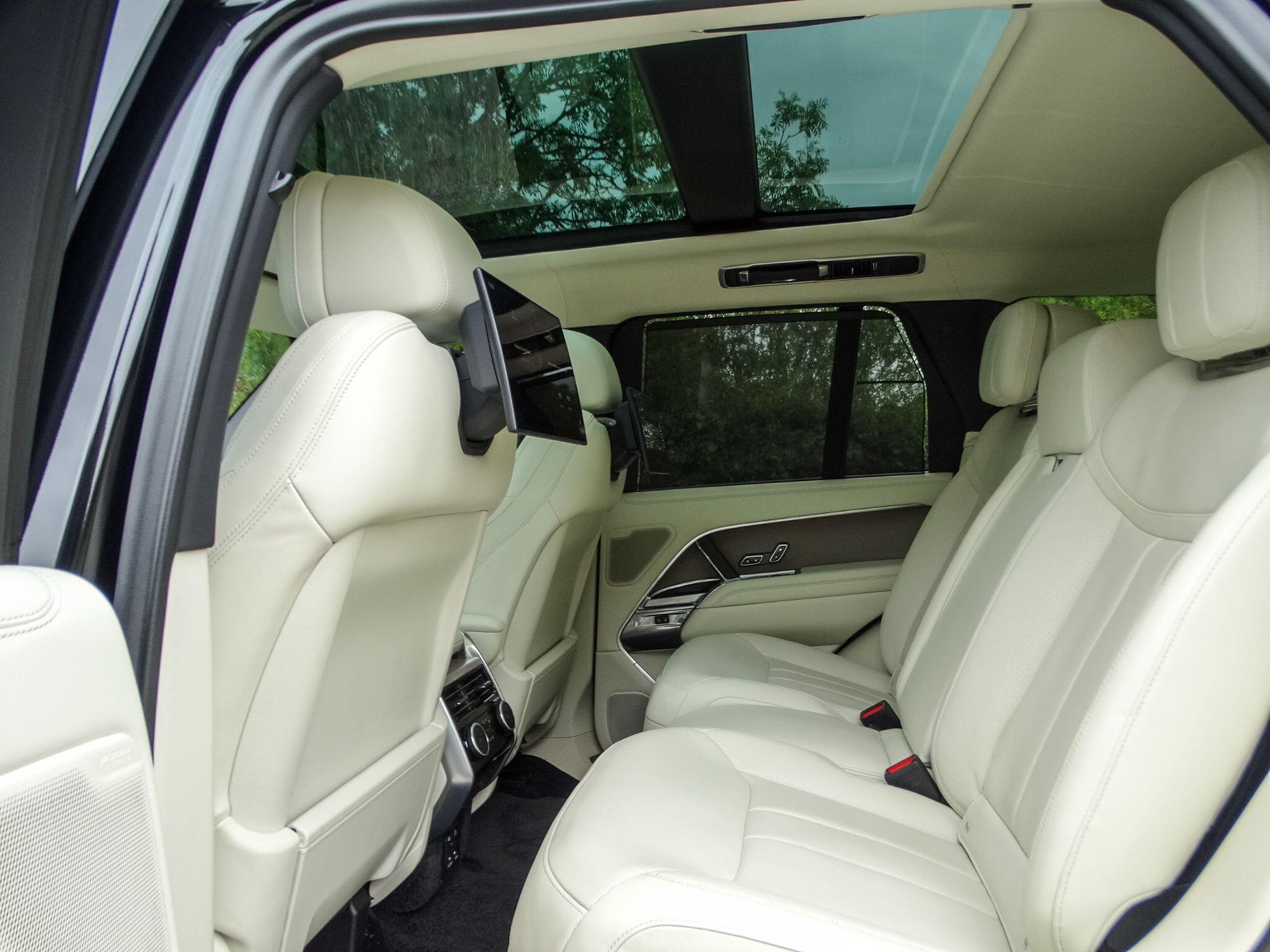 Land Rover Range Rover 3.0 D350 MHEV First Edition Auto 4WD Euro 6 (s/s) 5dr — photo 16