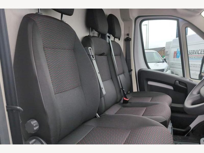 Used Peugeot Boxer NV23XCU 12