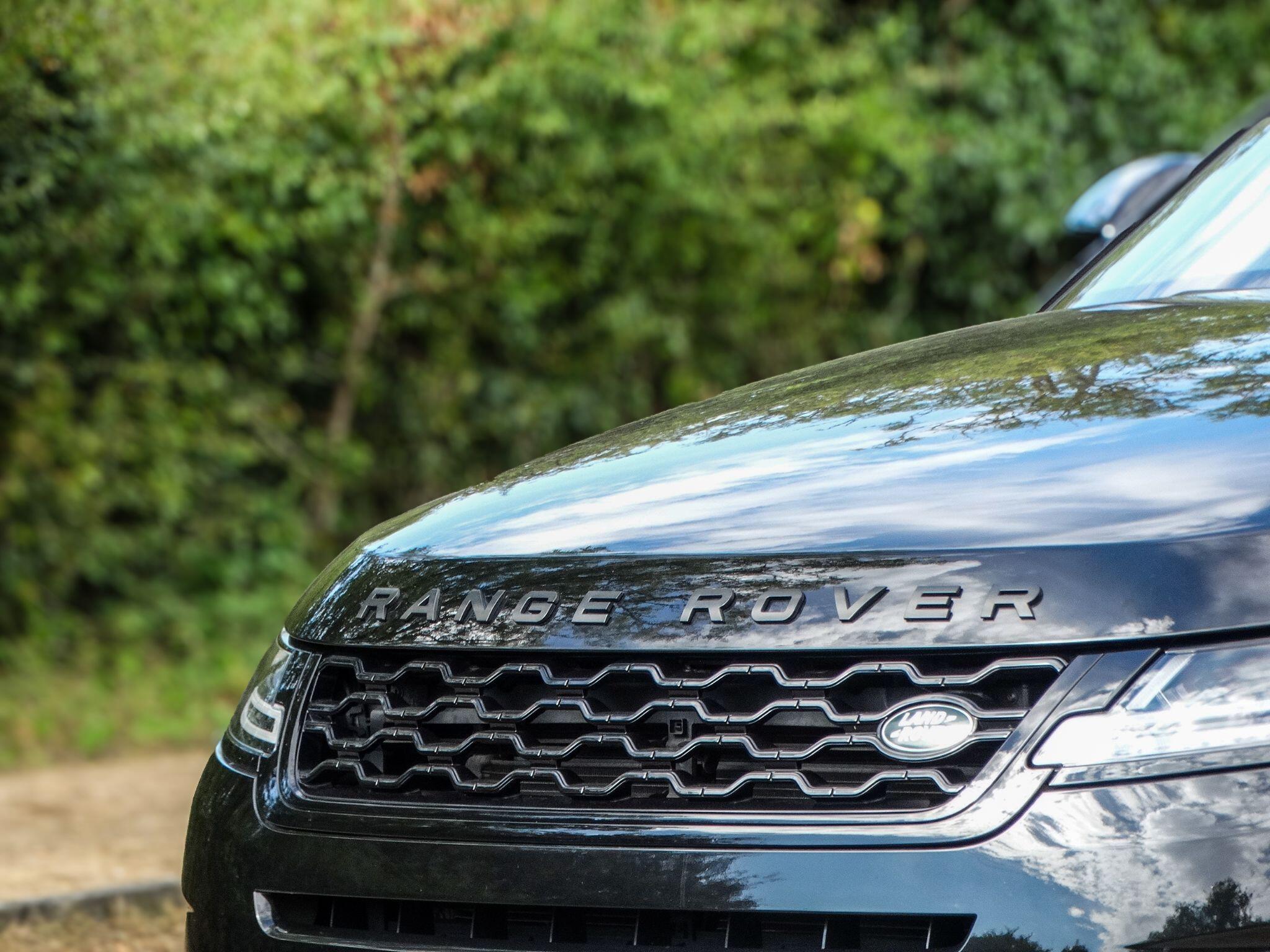 Land Rover Range Rover Evoque 2.0 P250 MHEV R-Dynamic HSE Auto 4WD Euro 6 (s/s) 5dr — photo 10