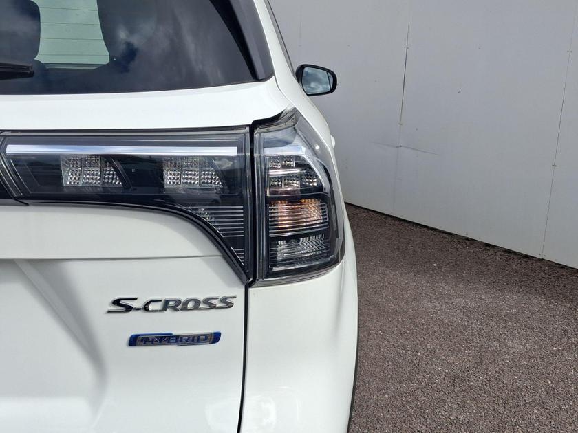 Suzuki S-Cross Photo at-2508be3fac41491aa3eecdbcca20dc5f.jpg