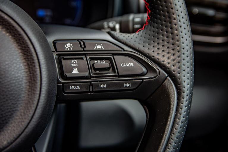 Used Toyota Yaris RF74KRZ 17