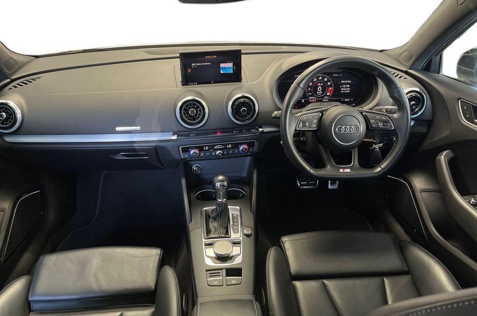 Audi S3 Photo at-2563a0befa304ddc8f8ad554609044bb.jpg