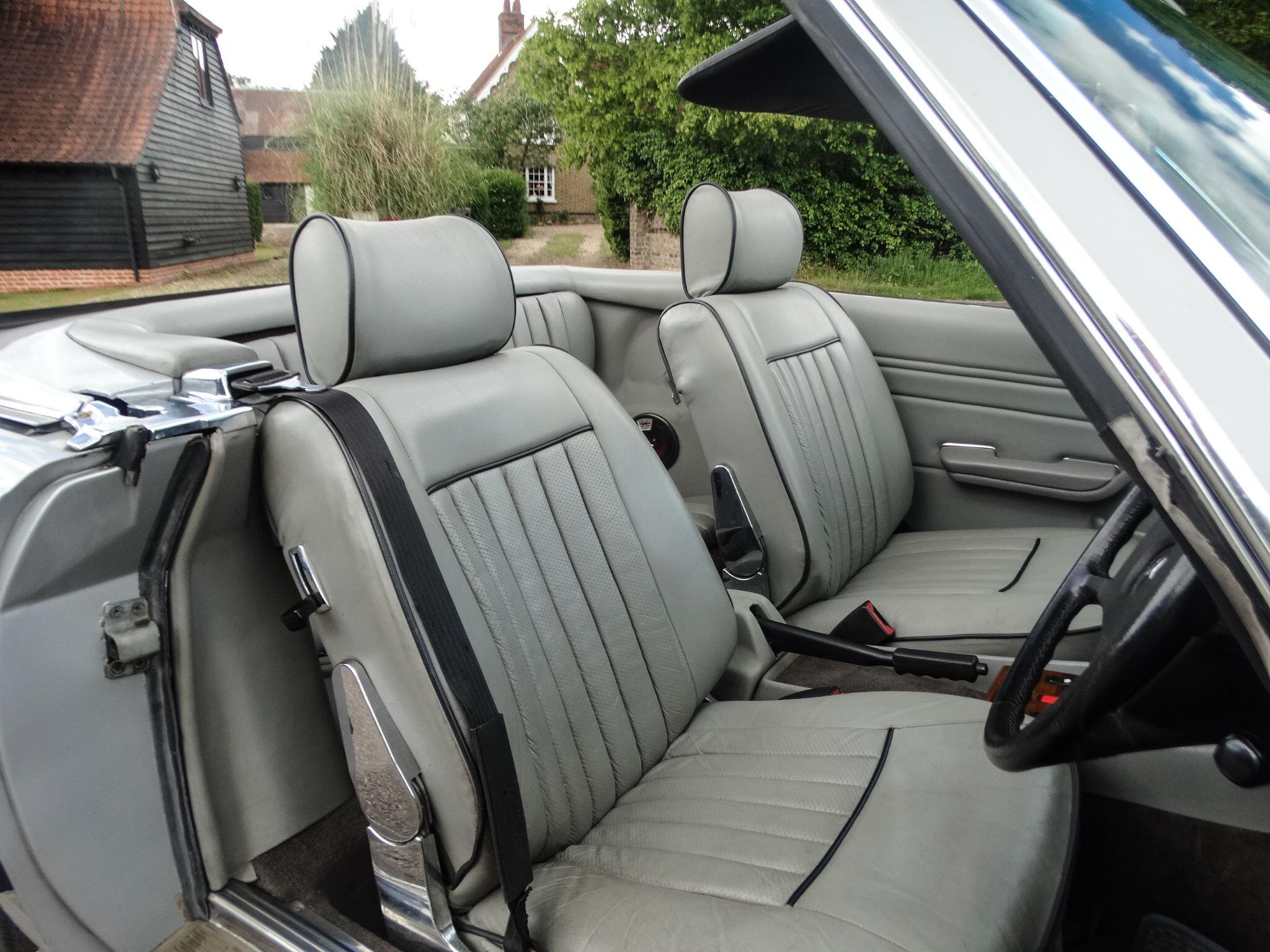 Mercedes-Benz 500 SL — photo 27