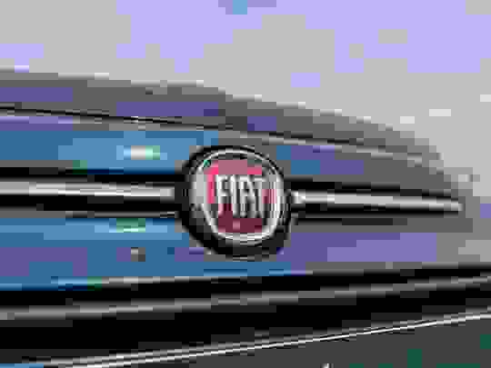 Fiat 500 Photo at-258d2a1c26cb490597f2dd7c96544174.jpg
