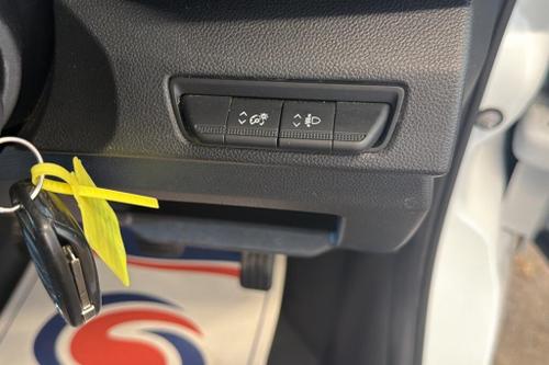 Renault TRAFIC Photo at-2591d47ab8b349959ee63928e9329aa0.jpg