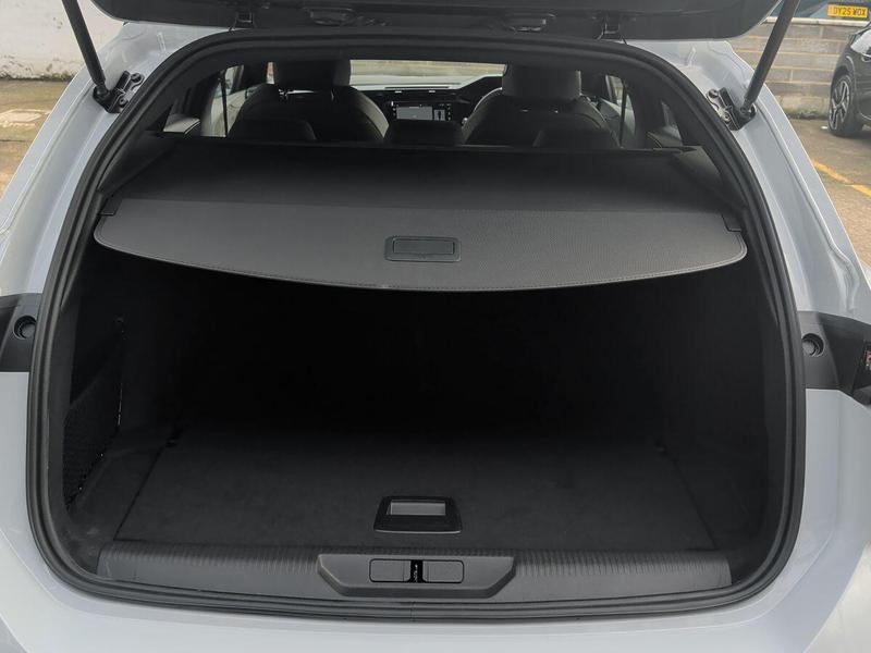 Used Peugeot 308 SW 202601058928729 33